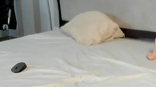 MiaAmore_ live sex cam