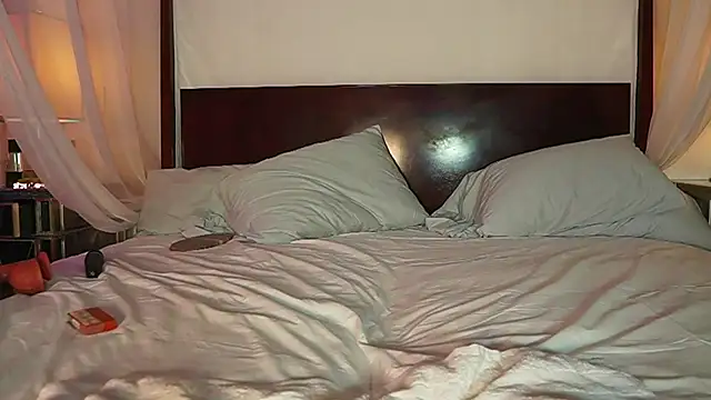 Katyerave live sex cam