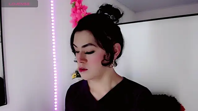 NathalialLooes live sex cam