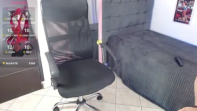 britany_teen18's cam snapshot