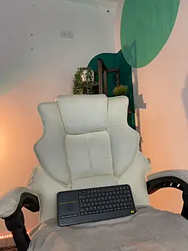 LollaByer's cam snapshot