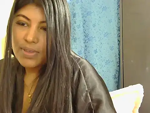 Sweet_canelaa73's cam snapshot