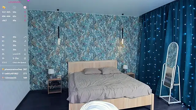 OdellaFrake's cam snapshot