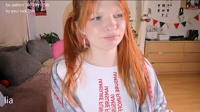 lil_lia's cam snapshot