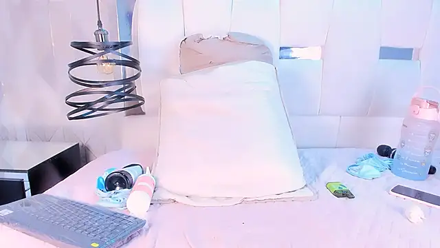 Michellespencer's cam snapshot