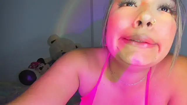 Kylievoos's cam snapshot