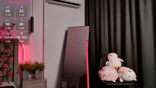 Luna_Starlight's cam snapshot