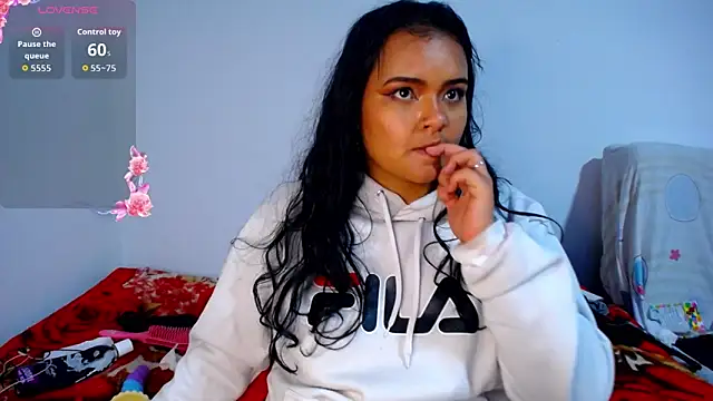 alicep_1's cam snapshot