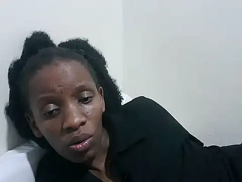 prettybeee's cam snapshot