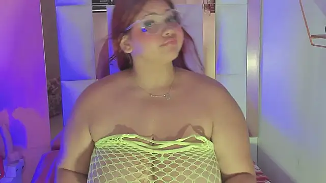 Alanna_hot3 live sex cam