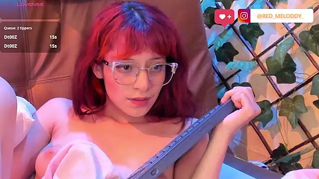 RedMeloddy's cam snapshot