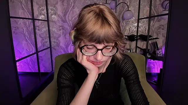 RubySoft live sex cam