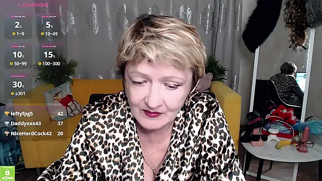 SexyGrandma_'s cam snapshot