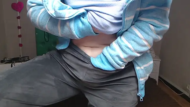 EmiliaGree's cam snapshot