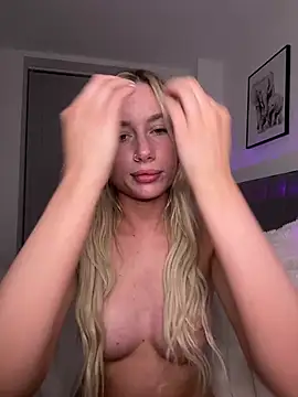 SexySaraxxoo live sex cam