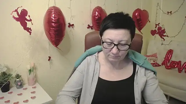 EmilyL0ve live sex cam