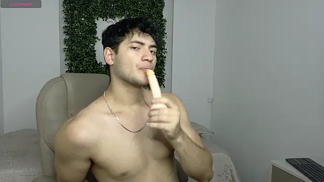 KaelSwitch live sex cam