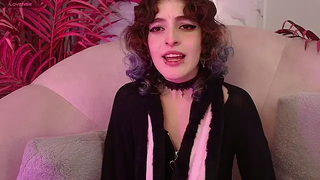 EvaHalsey's cam snapshot