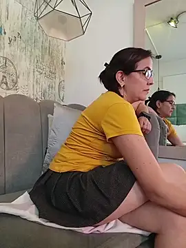 IsisBlake's cam snapshot