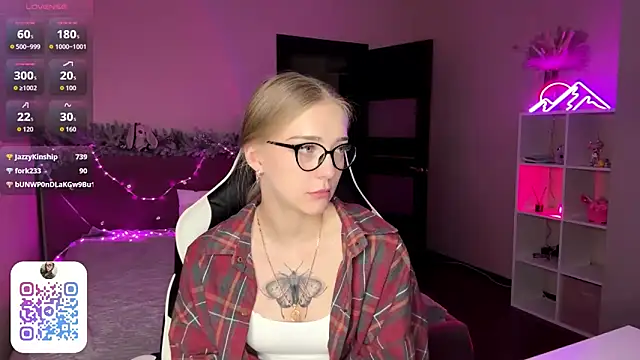 EvaPeace's cam snapshot