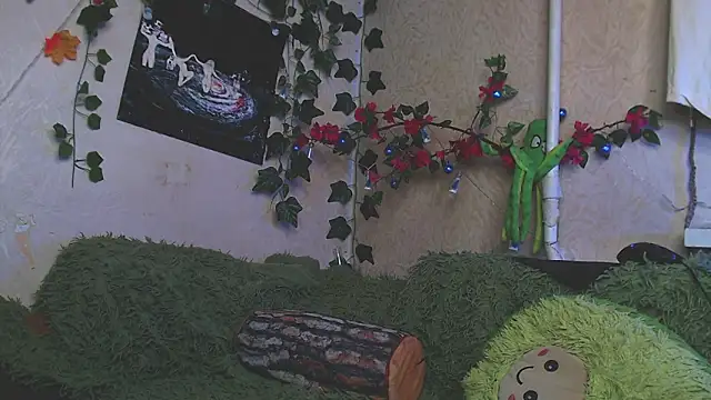 Tiny_Witch's cam snapshot