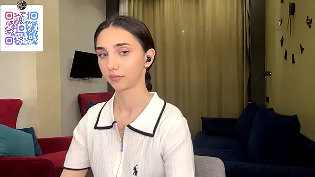 LinaMour's cam snapshot