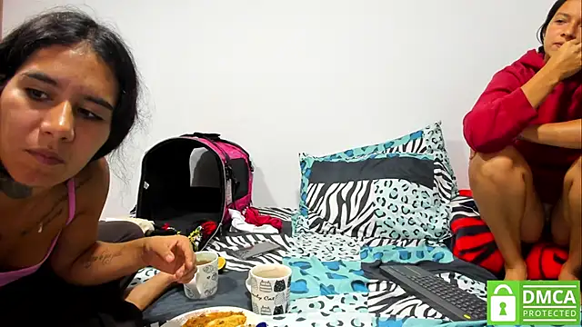 Sharloth_and_lilith's cam snapshot