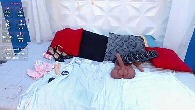 adisson_petite1's cam snapshot