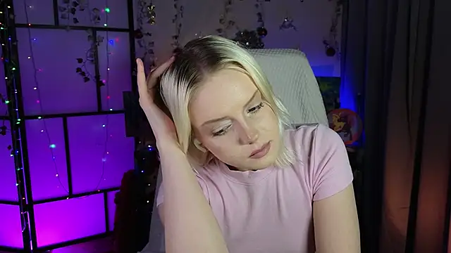 ImBonBon's cam snapshot