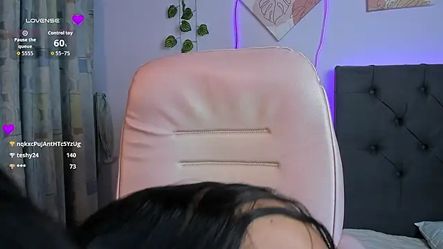 Quiinn_bx's cam snapshot