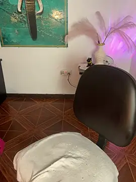 alisaa_jhons1's cam snapshot