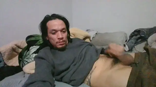 BlueCollarCouple's cam snapshot