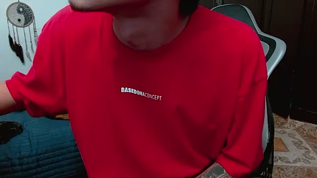 aaron_blug's cam snapshot