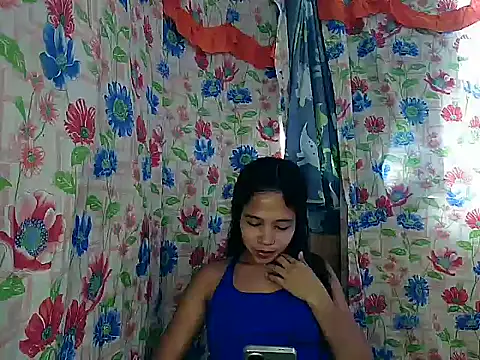 PinaySkinnyGirl's cam snapshot