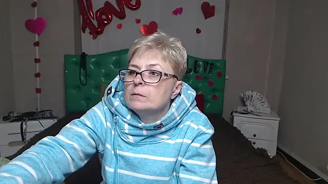 EmiliaGree's cam snapshot