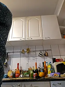 WatchTheQUEEnConQuer88's cam snapshot