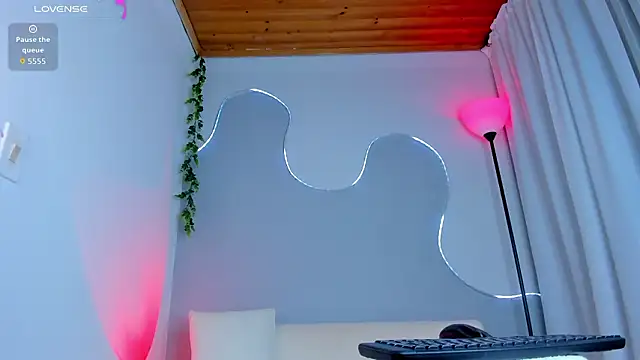 Sophiee_ss's cam snapshot