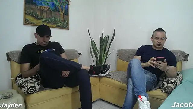 jayydenandjacob's cam snapshot