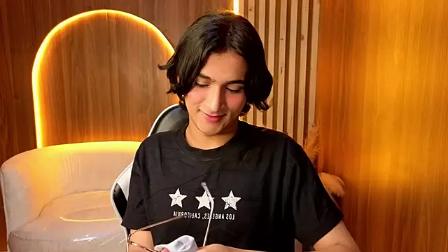 zoe_tp's cam snapshot