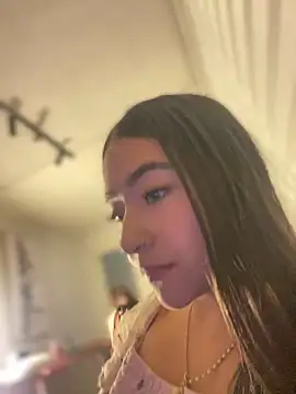 AuroraJohns_Pink's cam snapshot