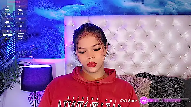 Keira_Fox31's cam snapshot