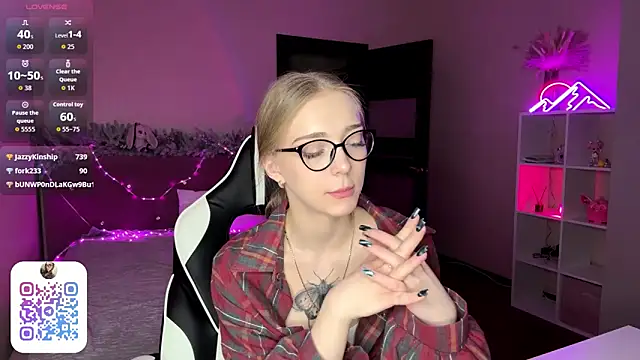 EvaPeace's cam snapshot