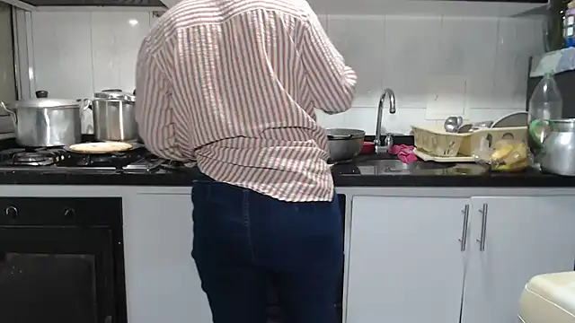 kateleyagrey's cam snapshot