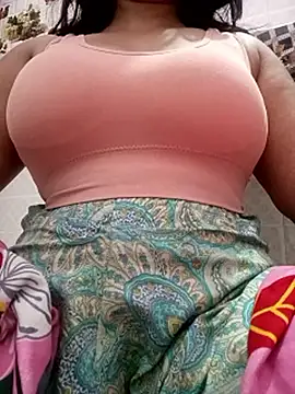 cute-mahek's cam snapshot