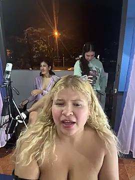 lilith_cut3's cam snapshot