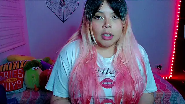 EllieMoonX's cam snapshot