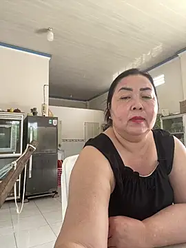 Alinat_'s cam snapshot