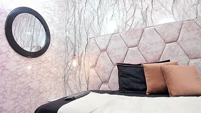 Naughty_Trans_'s cam snapshot