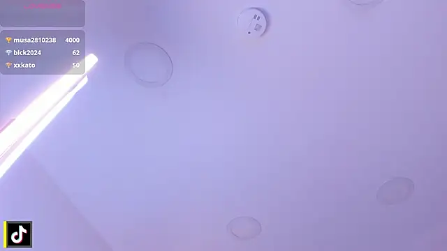 _huge_boobs_ebony's cam snapshot