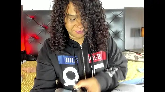 Kymy_marquez's cam snapshot